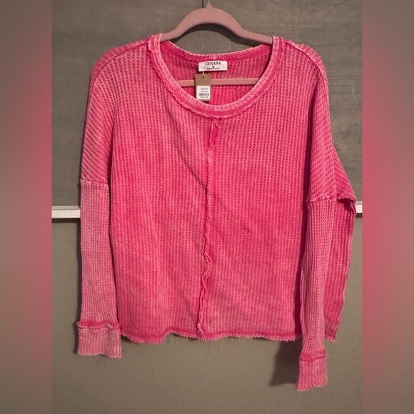 Zenana Outfitters Sweaters - NWT Zenana Outfitters Vibrant Pink Crew Neck Top! SZ Med